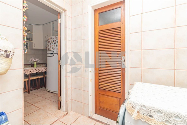 Imagem Imóvel com 2 Quartos à Venda, 127 m² em Santana - Porto Alegre