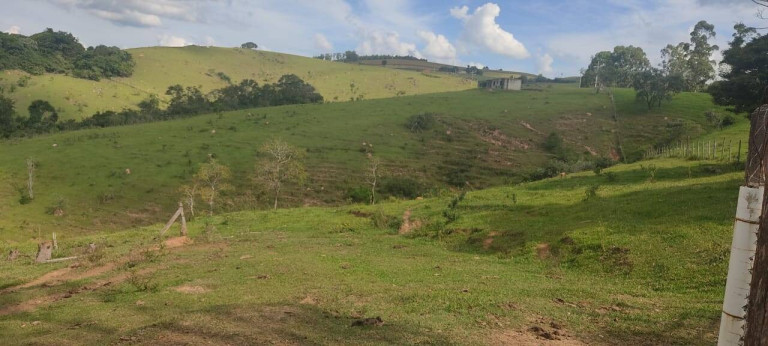 Imagem Chácara com 3 Quartos à Venda, 33 m² em Zona De Pecuária - Pilar Do Sul Imagem Chácara com 3 Quartos à Venda, 33 m² em Zona De Pecuária - Pilar Do Sul