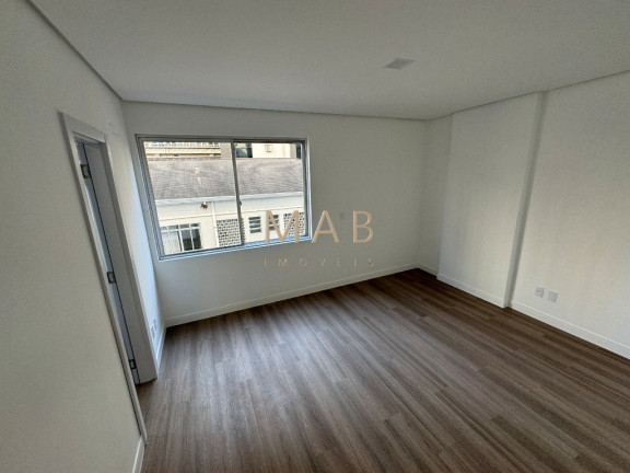 Imagem Imóvel com 3 Quartos à Venda, 111 m² em Centro - Florianópolis