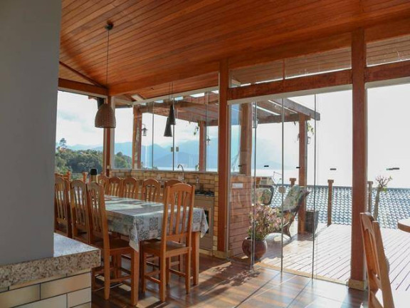 Imagem Casa com 3 Quartos à Venda, 550 m² em Ribeirão Da Ilha - Florianópolis Imagem Casa com 3 Quartos à Venda, 550 m² em Ribeirão Da Ilha - Florianópolis