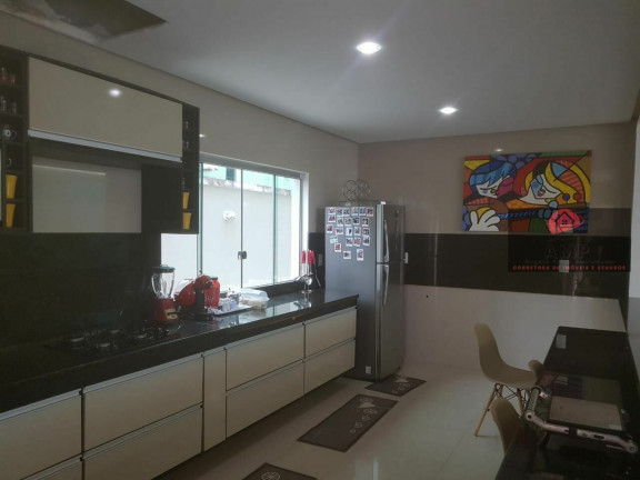 Imagem Casa de Condomínio com 3 Quartos à Venda, 390 m² em Ponta Negra - Manaus