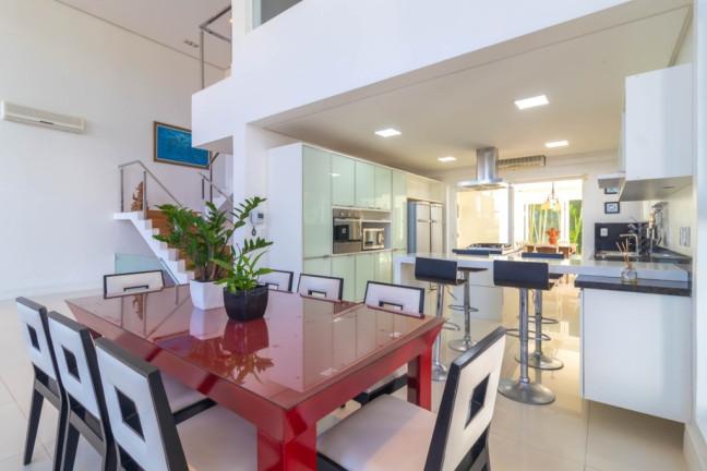 Imagem Casa com 3 Quartos à Venda, 389 m² em Boa Vista - Porto Alegre Imagem Casa com 3 Quartos à Venda, 389 m² em Boa Vista - Porto Alegre