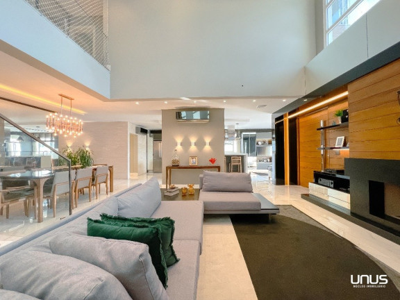 Imagem Casa de Condomínio com 4 Quartos à Venda, 426 m² em Estreito - Florianópolis