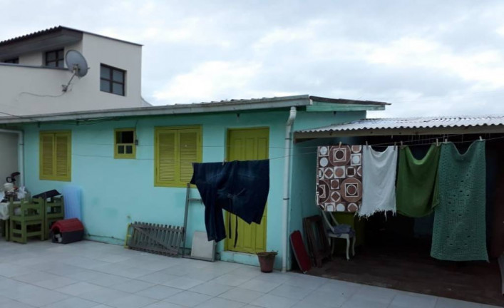 Imagem Casa com 3 Quartos à Venda, 130 m² em Arco-íris - Capão Da Canoa Imagem Casa com 3 Quartos à Venda, 130 m² em Arco-íris - Capão Da Canoa
