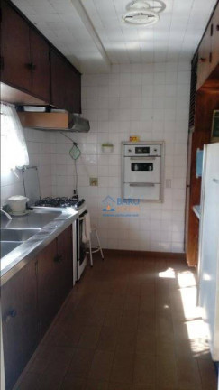 Imagem Casa com 3 Quartos à Venda, 300 m² em Pacaembu - São Paulo Imagem Casa com 3 Quartos à Venda, 300 m² em Pacaembu - São Paulo