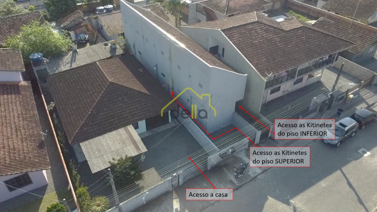 Imagem Casa com 3 Quartos à Venda, 315 m² em Espinheiros - Joinville Imagem Casa com 3 Quartos à Venda, 315 m² em Espinheiros - Joinville