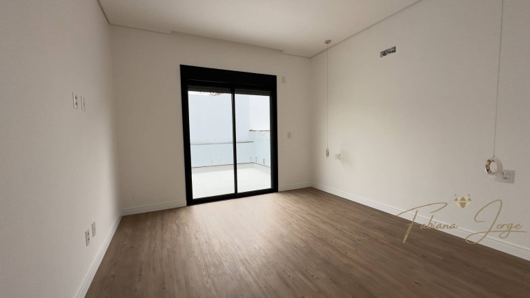 Imagem Casa com 3 Quartos à Venda, 327 m² em Roncáglia - Valinhos