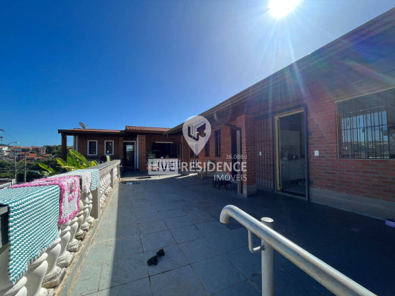Imagem Casa com 3 Quartos à Venda, 246 m² em Capela - Vinhedo