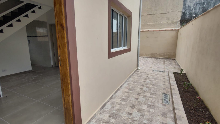 Imóvel com 2 Quartos à Venda,  em Balneário Itaguai - Mongaguá
