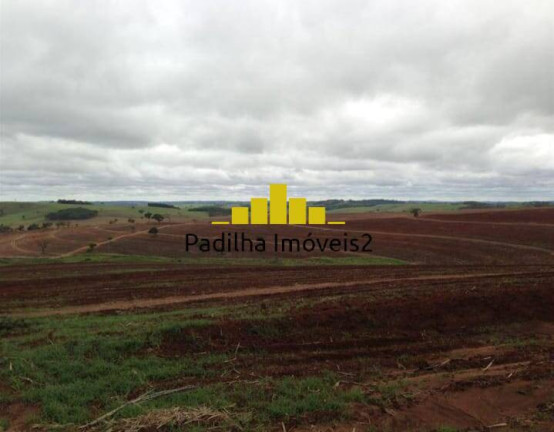 Imagem Chácara à Venda, 365 m² em Itapetininga Imagem Chácara à Venda, 365 m² em Itapetininga
