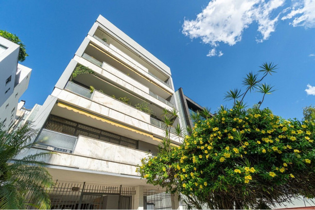 Imagem Imóvel com 4 Quartos à Venda, 277 m² em Auxiliadora - Porto Alegre Imagem Imóvel com 4 Quartos à Venda, 277 m² em Auxiliadora - Porto Alegre