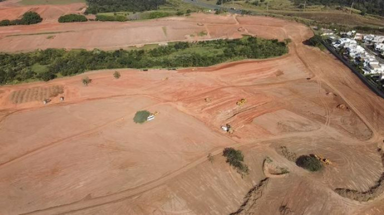 Imagem Terreno à Venda, 568 m² em Vila Brandina - Campinas Imagem Terreno à Venda, 568 m² em Vila Brandina - Campinas