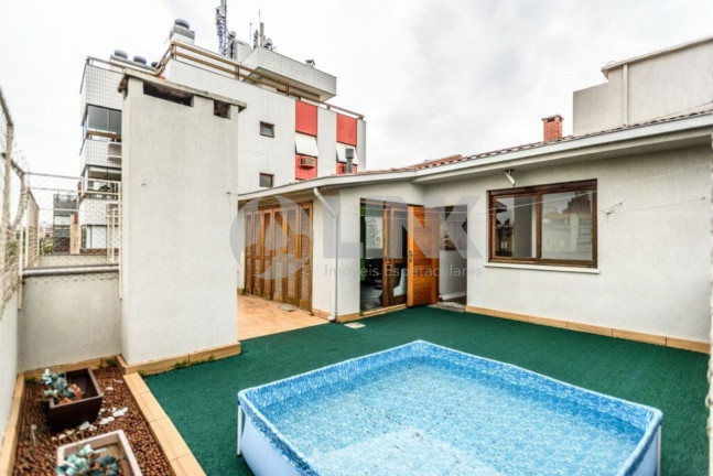 Imagem Imóvel com 3 Quartos à Venda, 241 m² em Jardim Lindóia - Porto Alegre Imagem Imóvel com 3 Quartos à Venda, 241 m² em Jardim Lindóia - Porto Alegre