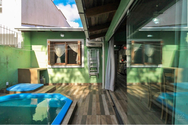 Imagem Casa com 2 Quartos à Venda, 63 m² em Hípica - Porto Alegre Imagem Casa com 2 Quartos à Venda, 63 m² em Hípica - Porto Alegre