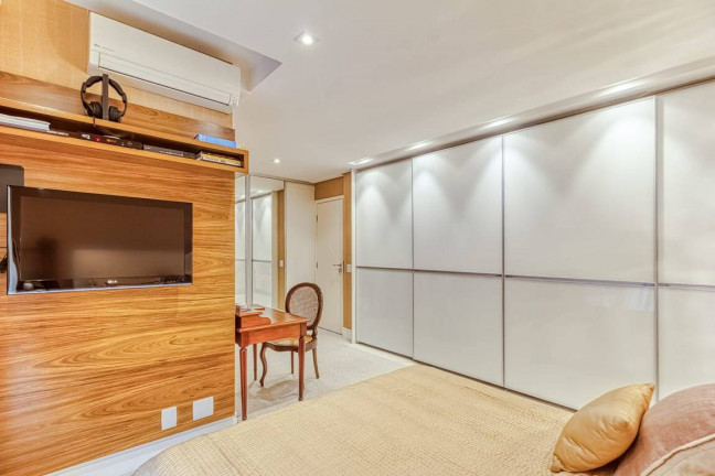 Imagem Apartamento com 3 Quartos à Venda, 225 m² em Vila Gomes Cardim - São Paulo