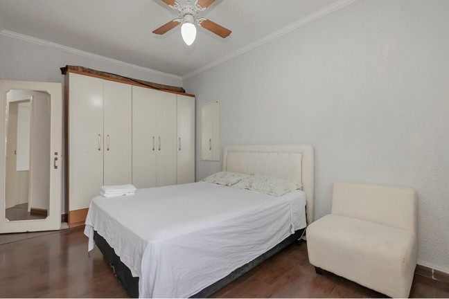 Imagem Imóvel com 3 Quartos à Venda, 128 m² em Auxiliadora - Porto Alegre Imagem Imóvel com 3 Quartos à Venda, 128 m² em Auxiliadora - Porto Alegre
