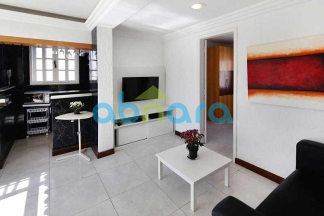 Imagem Cobertura com 18 Quartos à Venda, 800 m² em Copacabana - Rio De Janeiro