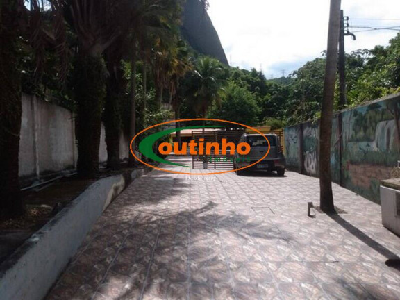 Imagem Casa com 5 Quartos à Venda, 1.270 m² em Grajaú - Rio De Janeiro Imagem Casa com 5 Quartos à Venda, 1.270 m² em Grajaú - Rio De Janeiro