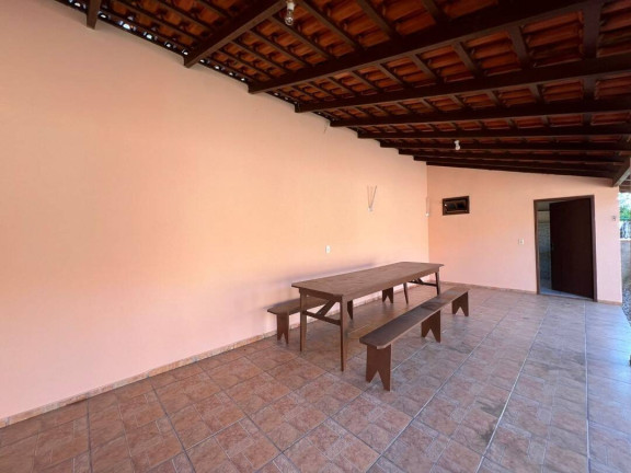 Imagem Casa com 3 Quartos à Venda, 146 m² em Centro - Balneário Barra Do Sul Imagem Casa com 3 Quartos à Venda, 146 m² em Centro - Balneário Barra Do Sul