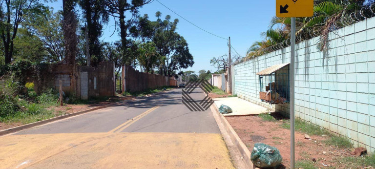 Imagem Chácara com 3 Quartos à Venda, 750 m² em Horto Florestal - Sorocaba Imagem Chácara com 3 Quartos à Venda, 750 m² em Horto Florestal - Sorocaba
