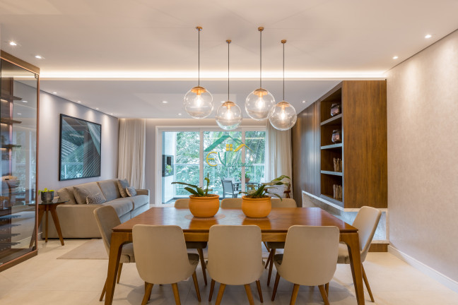 Imagem Apartamento com 3 Quartos para Alugar, 160 m² em Cabral - Curitiba