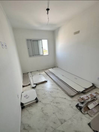Imagem Apartamento com 2 Quartos à Venda, 79 m² em Mirim - Praia Grande