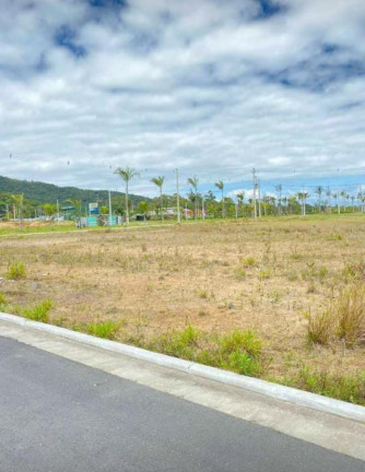 Terreno à Venda, 450 m² em Vargem Grande - Florianópolis