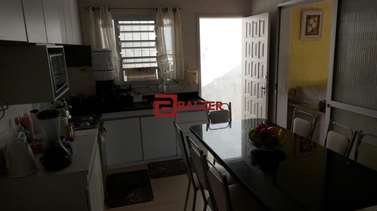 Imagem Casa com 3 Quartos à Venda, 171 m² em Centro - Florianópolis Imagem Casa com 3 Quartos à Venda, 171 m² em Centro - Florianópolis