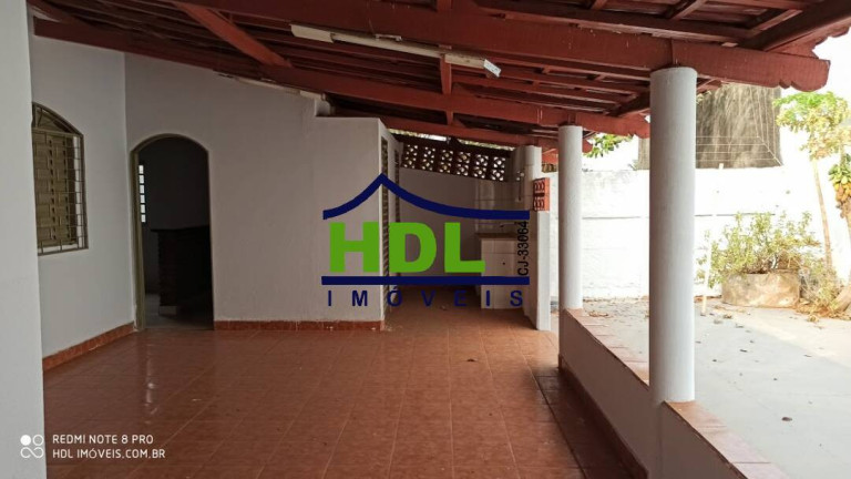 Imagem Casa com 3 Quartos à Venda, 330 m² em Hidrolândia