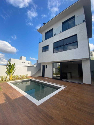 Imagem Sobrado com 3 Quartos à Venda, 255 m² em Fazenda Rodeio - Mogi Das Cruzes Imagem Sobrado com 3 Quartos à Venda, 255 m² em Fazenda Rodeio - Mogi Das Cruzes