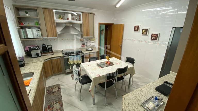 Imagem Sobrado com 4 Quartos à Venda, 327 m² em Independência - São Bernardo Do Campo Imagem Sobrado com 4 Quartos à Venda, 327 m² em Independência - São Bernardo Do Campo