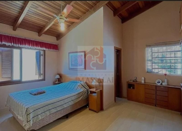 Imagem Casa com 3 Quartos à Venda, 178 m² em Santana - Porto Alegre Imagem Casa com 3 Quartos à Venda, 178 m² em Santana - Porto Alegre