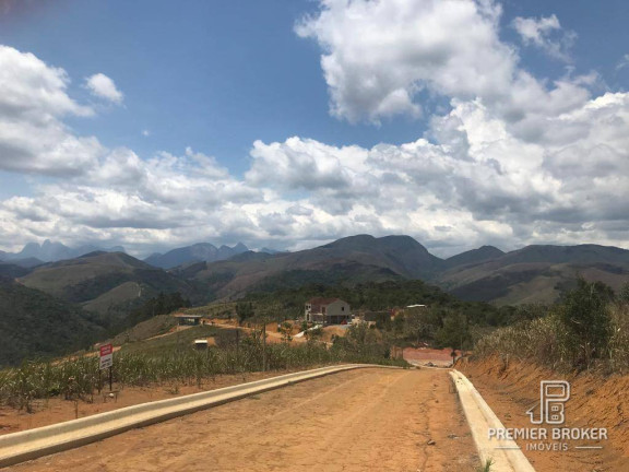 Imagem Terreno à Venda, 630 m² em Pessegueiros - Teresópolis Imagem Terreno à Venda, 630 m² em Pessegueiros - Teresópolis