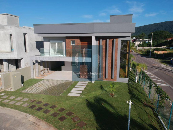 Imagem Casa com 3 Quartos à Venda, 212 m² em São João Do Rio Vermelho - Florianópolis Imagem Casa com 3 Quartos à Venda, 212 m² em São João Do Rio Vermelho - Florianópolis