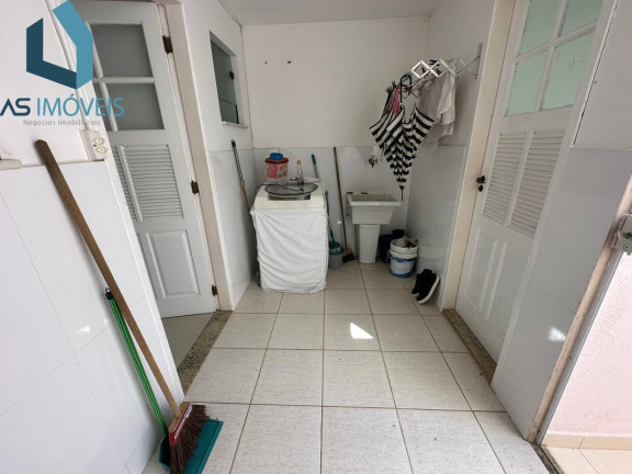 Imagem Casa com 5 Quartos à Venda, 410 m² em Novo Portinho - Cabo Frio Imagem Casa com 5 Quartos à Venda, 410 m² em Novo Portinho - Cabo Frio