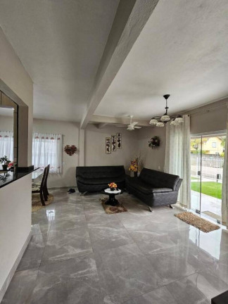 Imagem Casa com 2 Quartos à Venda, 260 m² em Costeira - Balneário Barra Do Sul Imagem Casa com 2 Quartos à Venda, 260 m² em Costeira - Balneário Barra Do Sul