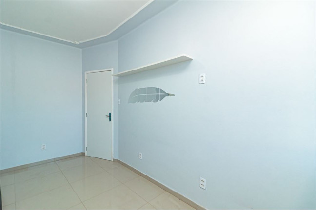 Imagem Imóvel com 2 Quartos à Venda, 68 m² em Centro Histórico - Porto Alegre Imagem Imóvel com 2 Quartos à Venda, 68 m² em Centro Histórico - Porto Alegre