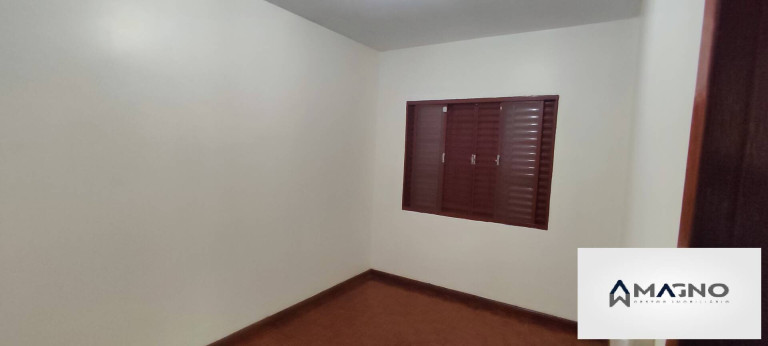 Imagem Casa com 3 Quartos à Venda, 131 m² em Coqueiral - Cascavel