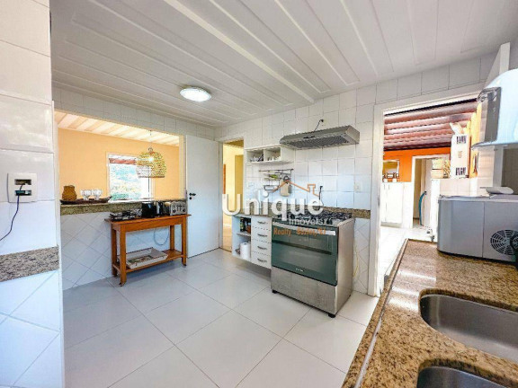 Imagem Casa com 4 Quartos à Venda, 250 m² em Ferradura - Armação Dos Búzios Imagem Casa com 4 Quartos à Venda, 250 m² em Ferradura - Armação Dos Búzios
