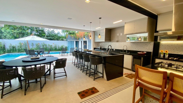 Imagem Casa com 7 Quartos à Venda, 380 m² em Riviera - Bertioga Imagem Casa com 7 Quartos à Venda, 380 m² em Riviera - Bertioga