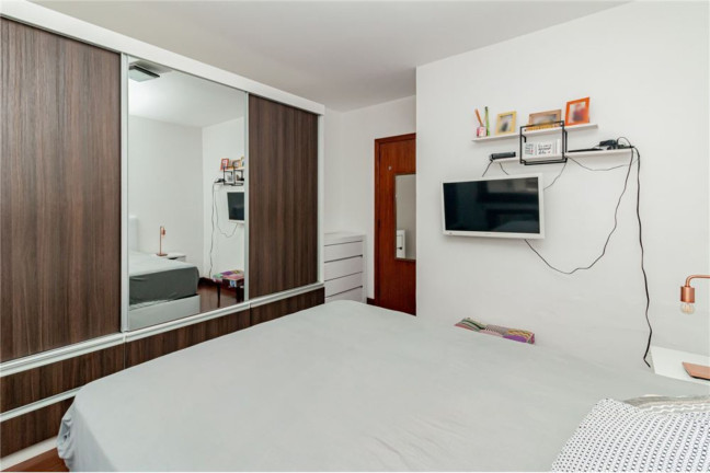 Imagem Apartamento com 2 Quartos à Venda, 116 m² em Moinhos De Vento - Porto Alegre Imagem Apartamento com 2 Quartos à Venda, 116 m² em Moinhos De Vento - Porto Alegre