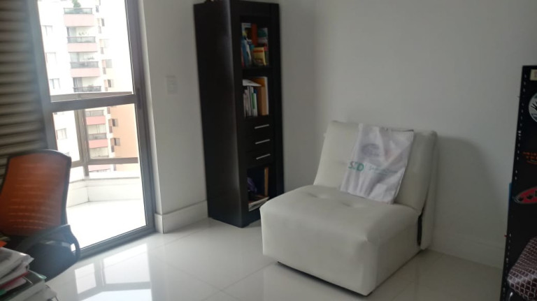 Imagem Apartamento com 3 Quartos à Venda, 156 m² em Vila Ipojuca - São Paulo