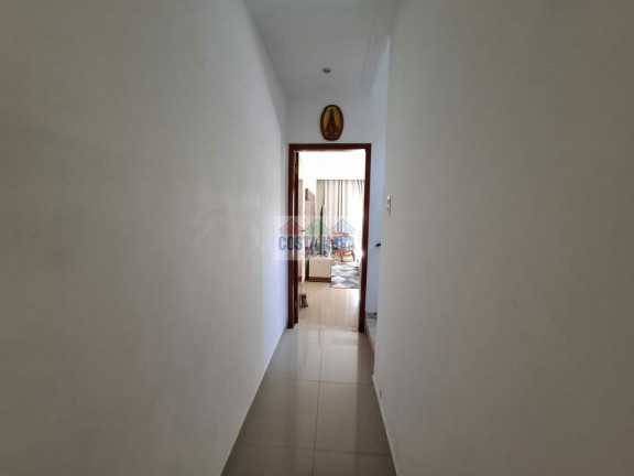 Imagem Casa com 5 Quartos à Venda, 200 m² Imagem Casa com 5 Quartos à Venda, 200 m²