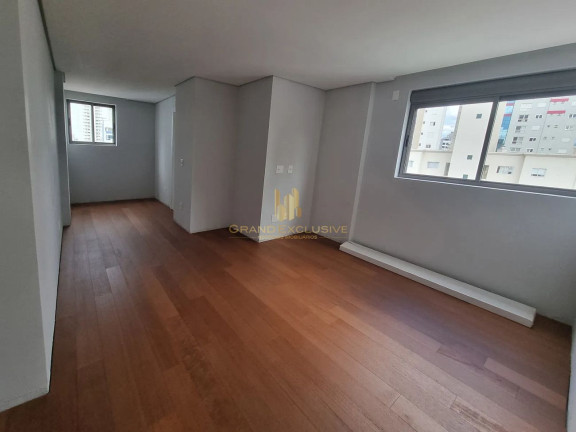 Imagem Cobertura com 4 Quartos à Venda, 204 m² em Centro - Balneário Camboriú Imagem Cobertura com 4 Quartos à Venda, 204 m² em Centro - Balneário Camboriú