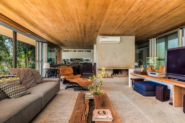 Imagem Casa com 4 Quartos à Venda, 484 m² em Sítio São Pedro - Guarujá