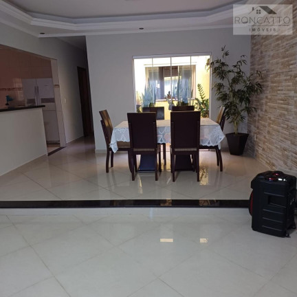 Imagem Casa com 3 Quartos à Venda, 140 m² Imagem Casa com 3 Quartos à Venda, 140 m²