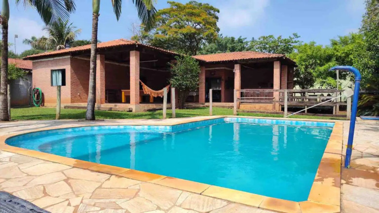 Imagem Imóvel com 2 Quartos à Venda, 200 m² em Loiolas - Limeira Imagem Imóvel com 2 Quartos à Venda, 200 m² em Loiolas - Limeira
