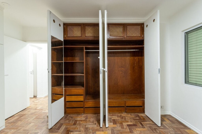 Imagem Apartamento com 2 Quartos à Venda, 130 m² em Jardim América - São Paulo