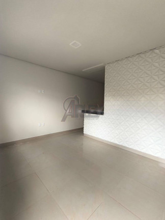 Imagem Casa com 2 Quartos à Venda, em Montes Claros Imagem Casa com 2 Quartos à Venda, em Montes Claros