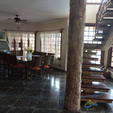 Imagem Casa com 7 Quartos à Venda, em Grandesp - Itanhaém Imagem Casa com 7 Quartos à Venda, em Grandesp - Itanhaém